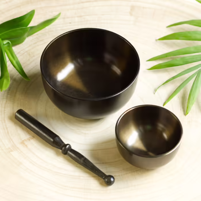 Japán hangtálak - Japán Hangtál - DHARMA - Fekete  A DHARMA japán hangtál fekete színűre lakkozott. A fém átfénylik ezen a lak