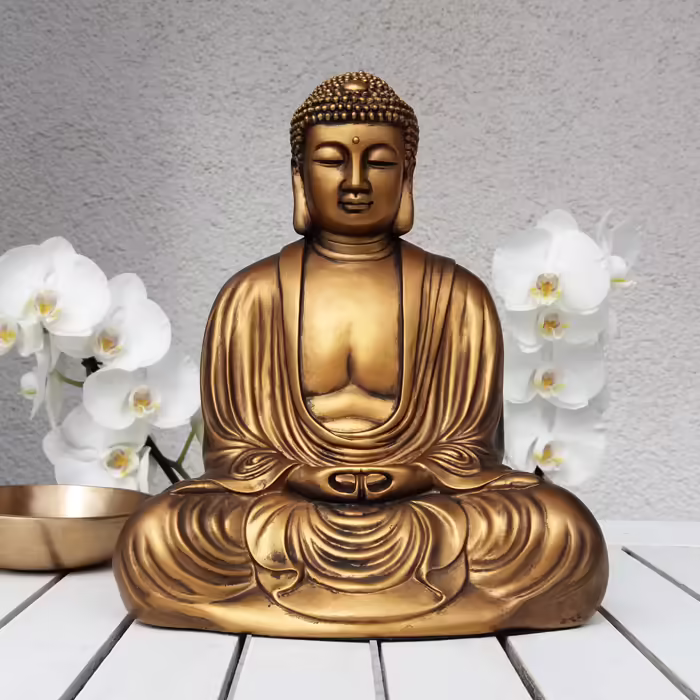Buddha szobrok - Buddha szobor - Japán - Bronzszínű - 22 cm  Ez a gyönyörű Buddha-szobor meditációs pózban nyugalmat és békét sugároz. A 