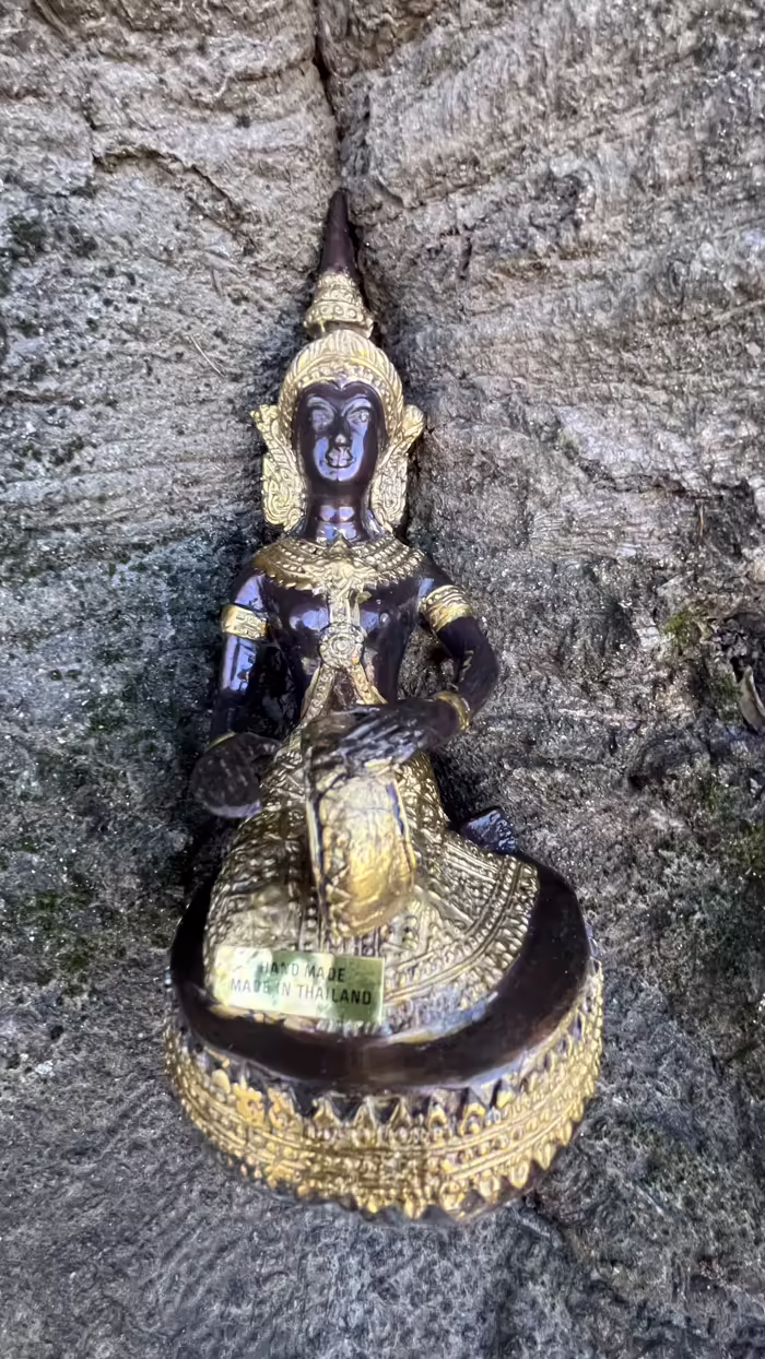 Réz szobrok - Thai Buddha védelmezői Angyalok - Doboló  Thai Buddha őrzői Angyal szoborGyönyörű Thaiföldről érkezett kézzel készíte 