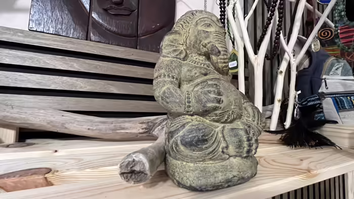 Ganésa szobrok - Ganesha kő szor   <span style="font-size: 1rem;">Ganesha, más néven Ganapati, a bölcsesség és 
